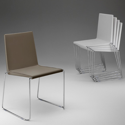 UPHOLSTERED CHAIR Impilla