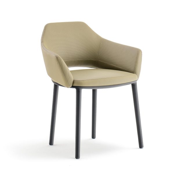 ARMCHAIR VIC 645