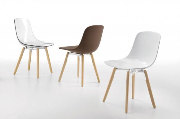 CHAIR PURE LOOP WOODEN LEGS