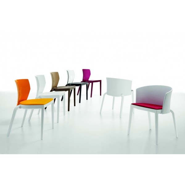 UPHOLSTERED CHAIR BI FULL BACK