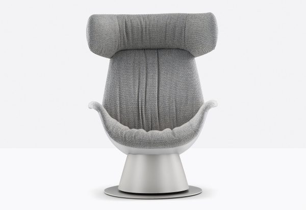 Upholstered armchair ILA 2020
