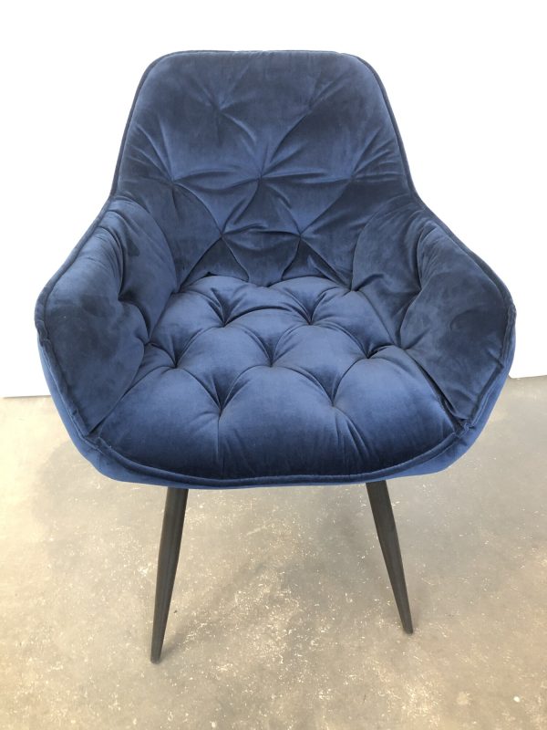 Čalouněné křesílko GOJI VELVET - vystavený kus se slevou -50%