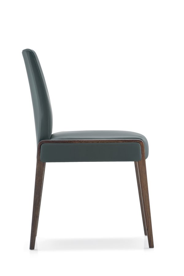 UPHOLSTERED CHAIR JIL 520