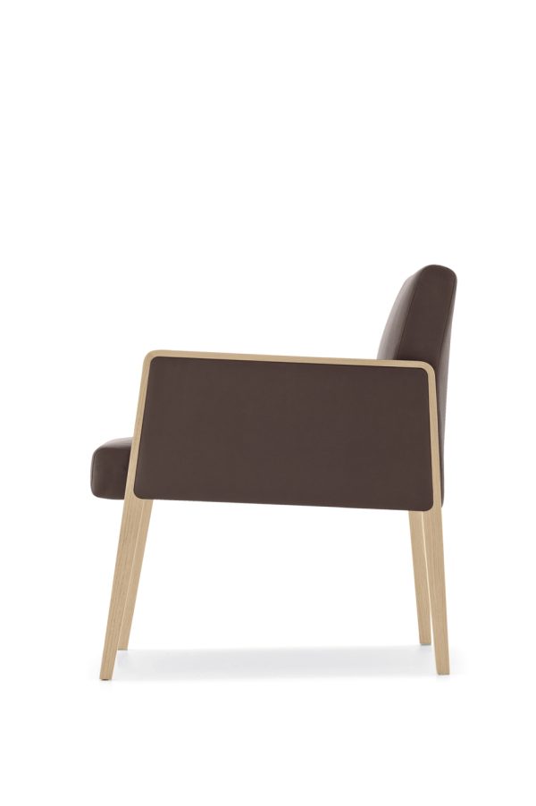 UPHOLSTERED CHAIR JIL 521