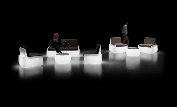 Glowing armchair Bold