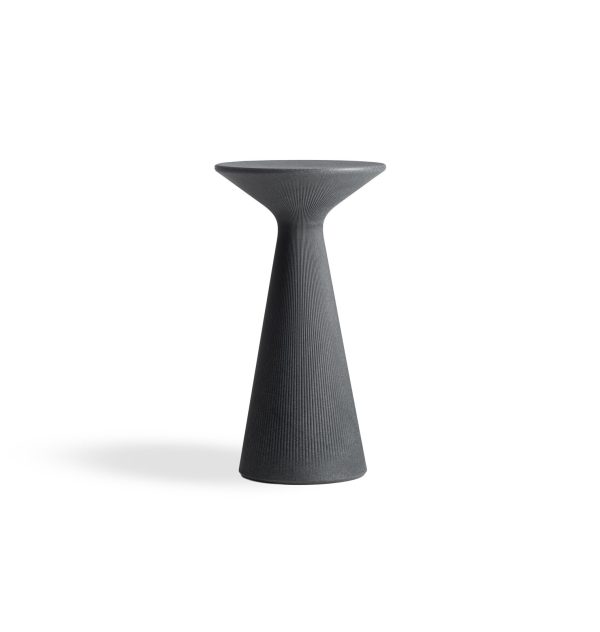 FADE bar table