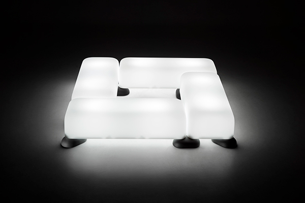 Illuminated modular bench MOMO