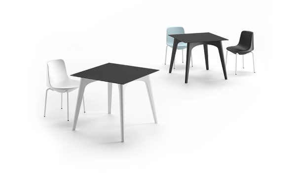 PLANET plastic table