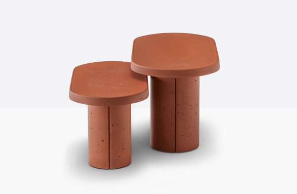 CAEMENTUM concrete table