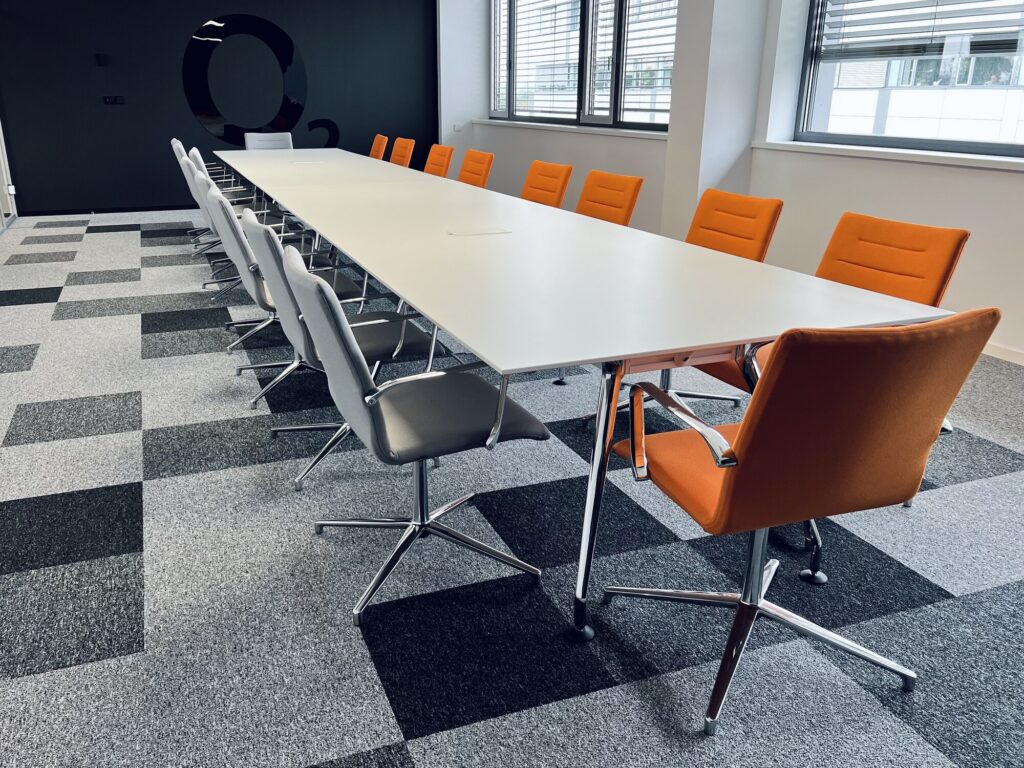 Office Desks with an Acoustic System 2023 1